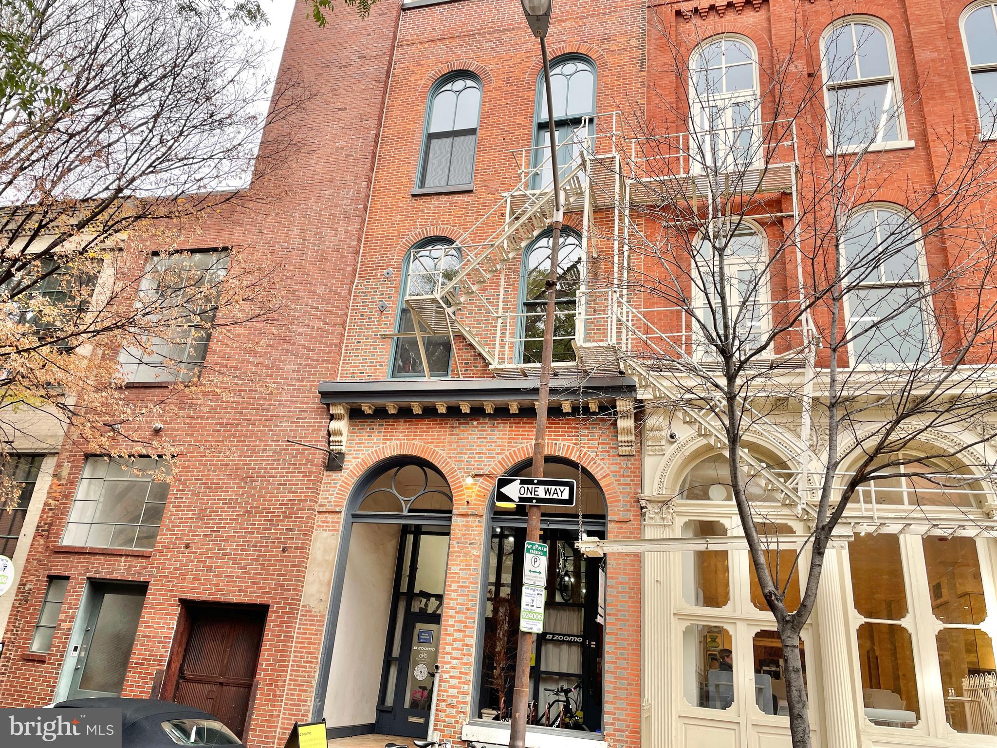 305 Cherry Street Philadelphia, PA 19106 - Photo 2 of 58 Front Elevation