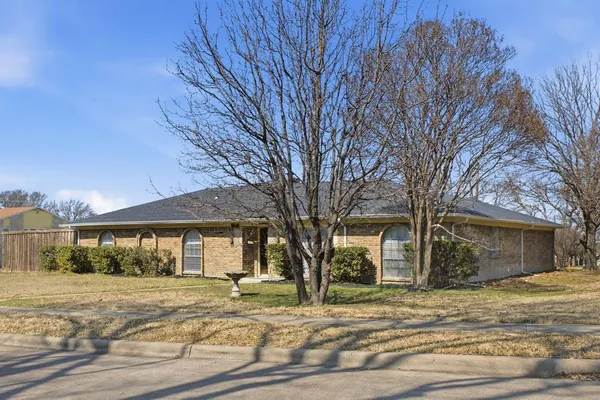 $320,000 | 2101 Forestcrest Drive, Plano, TX 75074