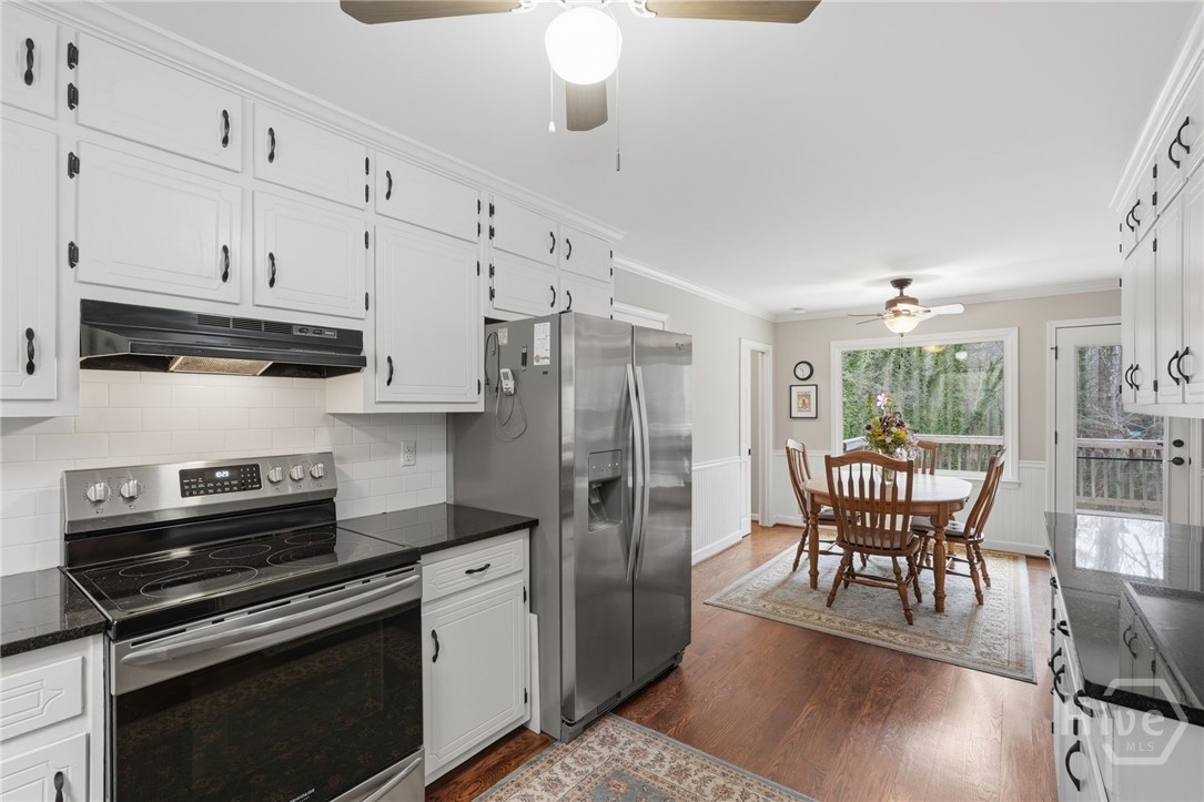 1066 Oak Road Southwest Lilburn, GA 30047 - Photo 17 of 49 Gallery Image 17