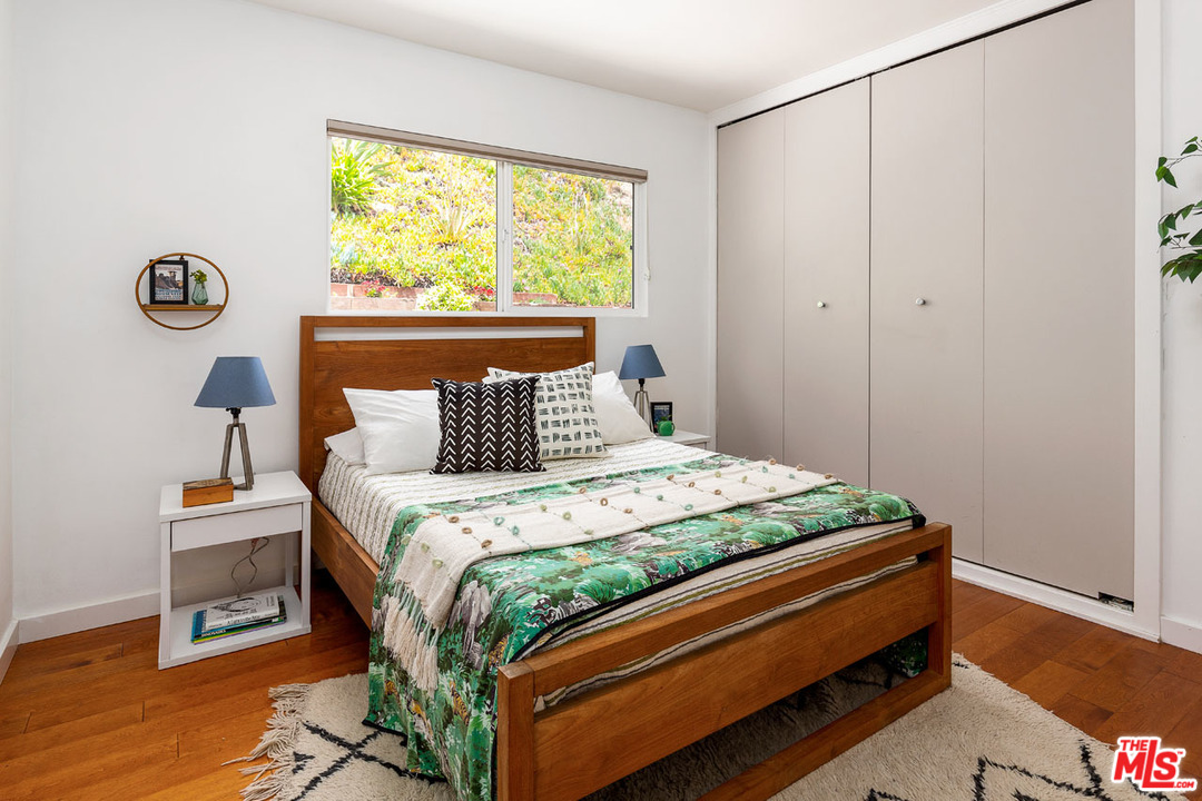 4467 Bowman Boulevard Los Angeles, CA 90032 - Photo 12 of 23
