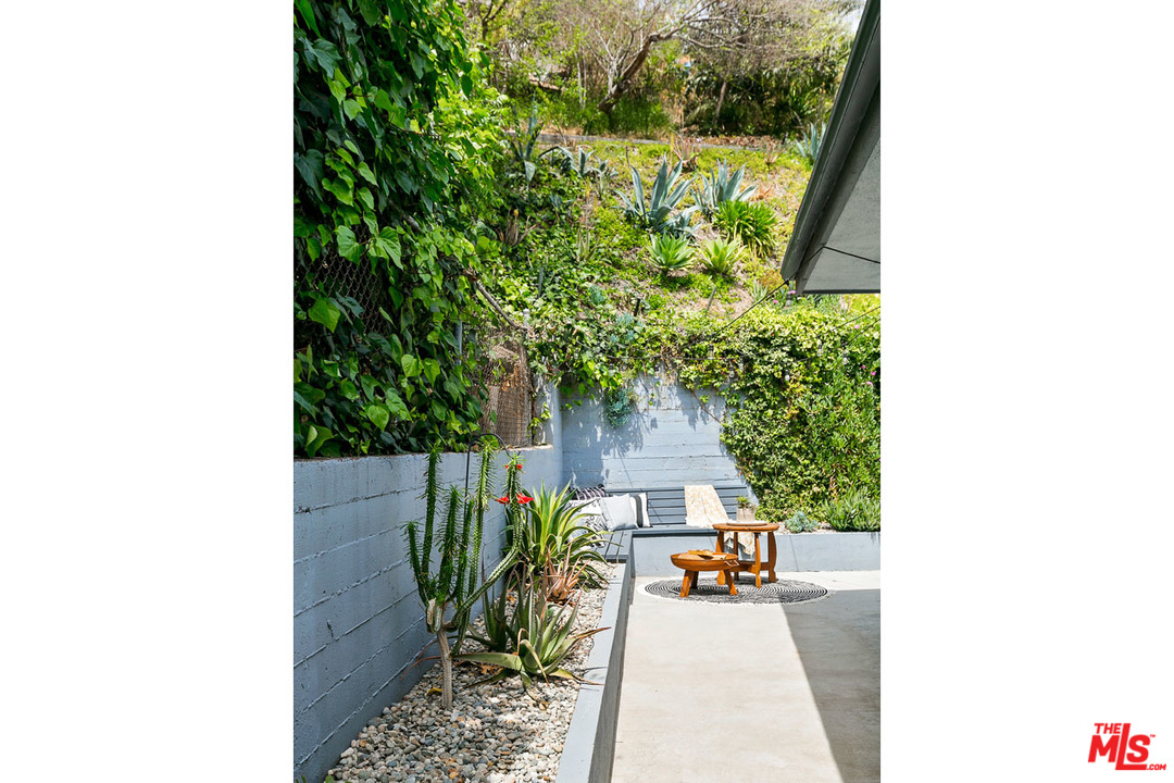 4467 Bowman Boulevard Los Angeles, CA 90032 - Photo 20 of 23