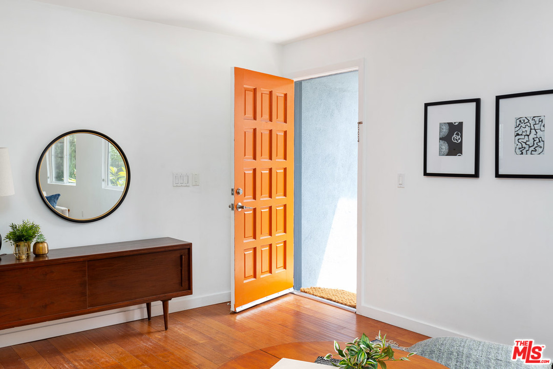 4467 Bowman Boulevard Los Angeles, CA 90032 - Photo 3 of 23