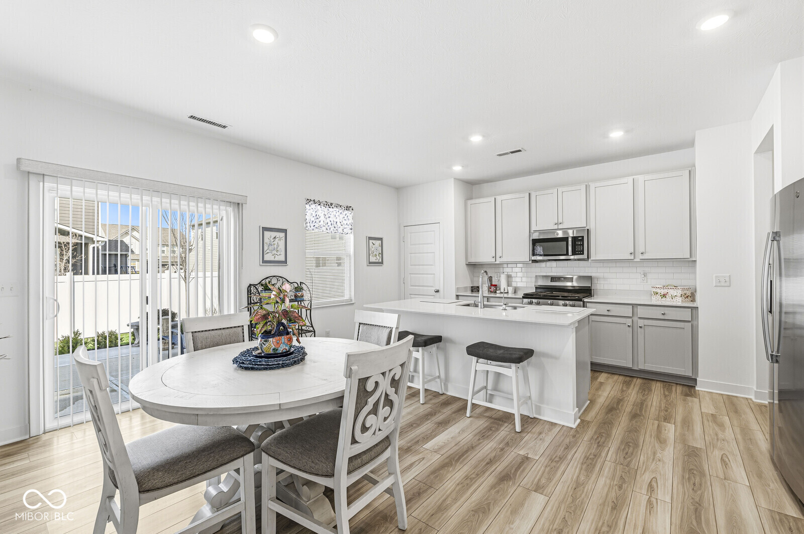 1308 Turnbridge Wells Avon, IN 46123 - Photo 5 of 33