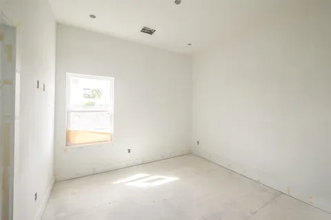 $500,000 | 904 Kern Street, Unit C, Houston, TX 77009