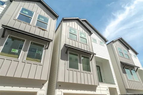 $500,000 | 904 Kern Street, Unit C, Houston, TX 77009