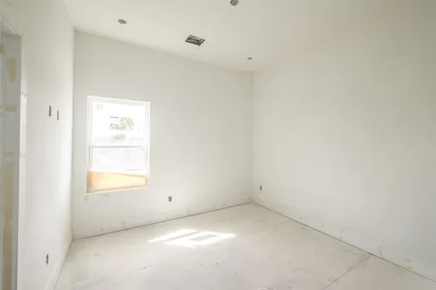 $500,000 | 904 Kern Street, Unit C, Houston, TX 77009