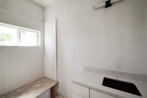 $500,000 | 904 Kern Street, Unit C, Houston, TX 77009