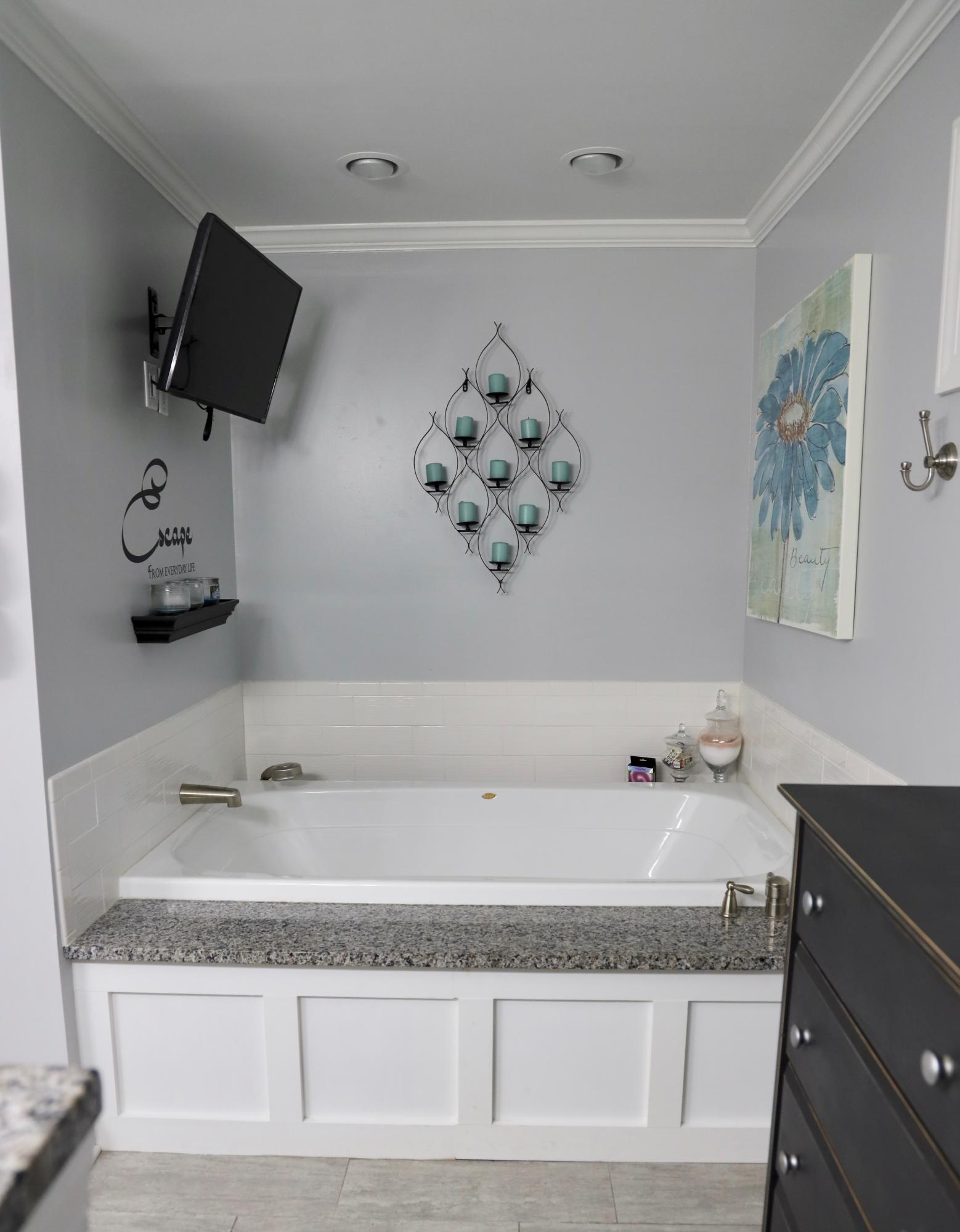 100 Ruffin Court Summerville, SC 29486 - Photo 15 of 32 Master Bathroom