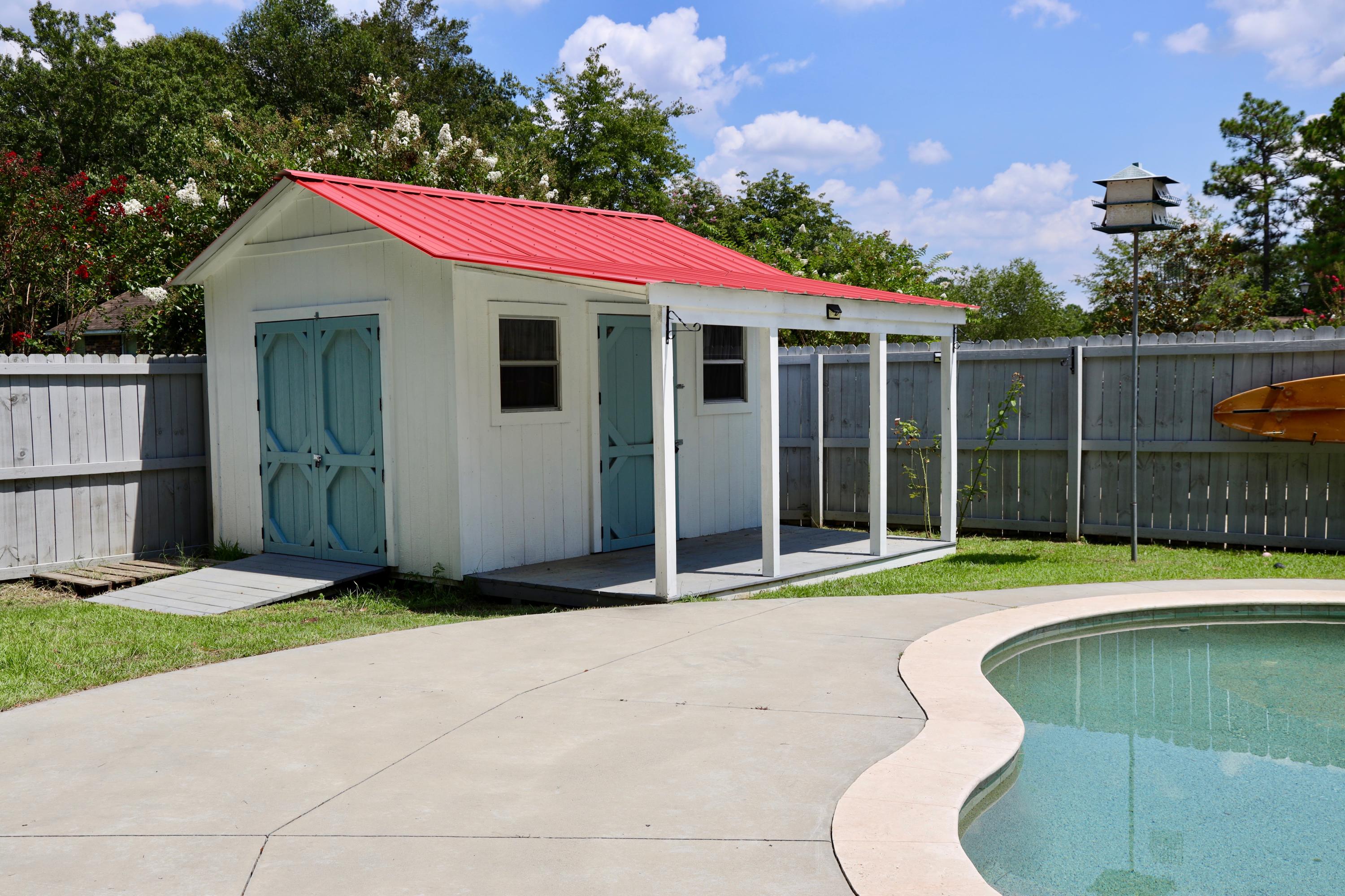 100 Ruffin Court Summerville, SC 29486 - Photo 24 of 32 Poolhouse