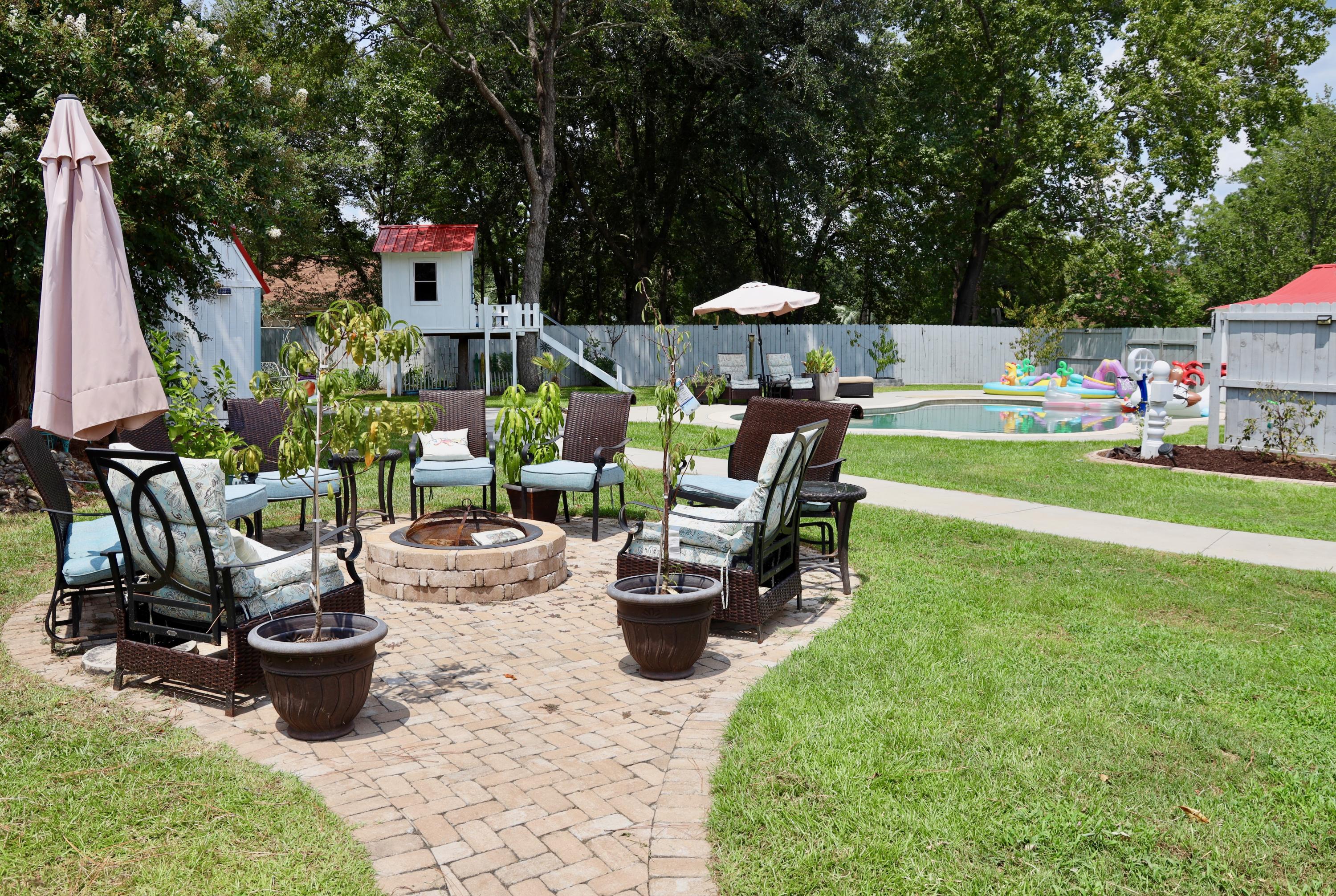 100 Ruffin Court Summerville, SC 29486 - Photo 27 of 32 Firepit