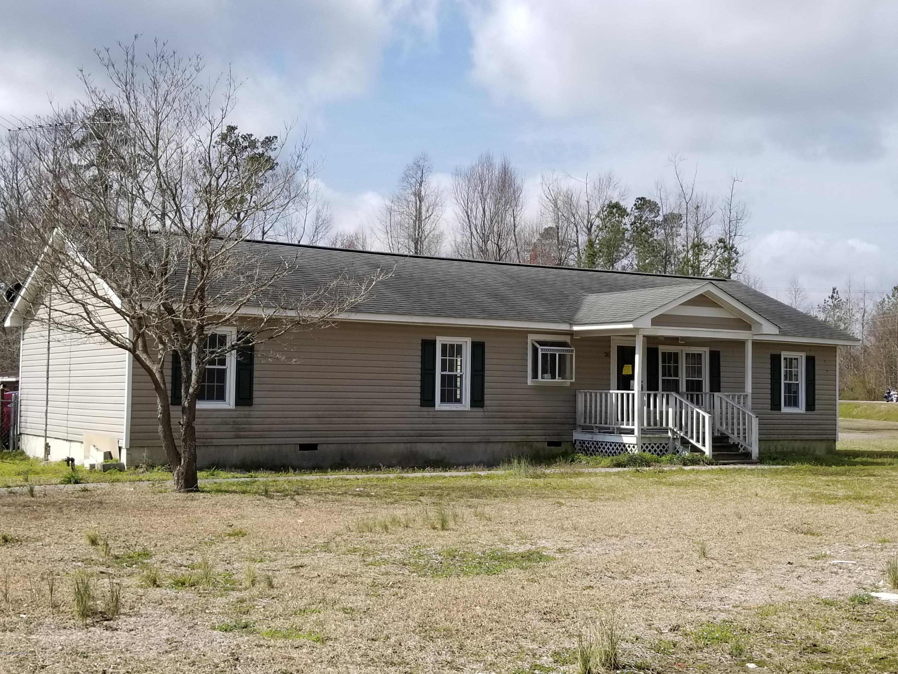 26 Whitestocking Road Burgaw, NC 28425 - Photo 2 of 26 26 Whitestocking Rd