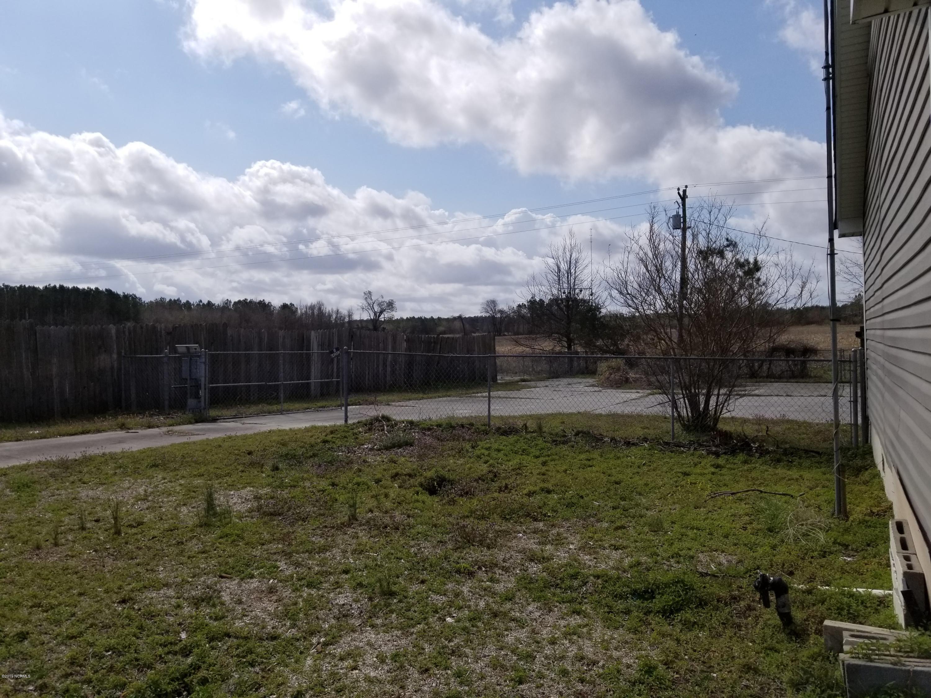 26 Whitestocking Road Burgaw, NC 28425 - Photo 3 of 26 20190310_115533