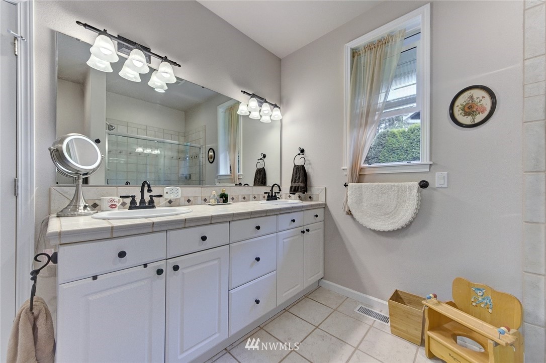 1391 East Old Ranch Road Allyn, WA 98524 - Photo 19 of 32 Gallery Image 19