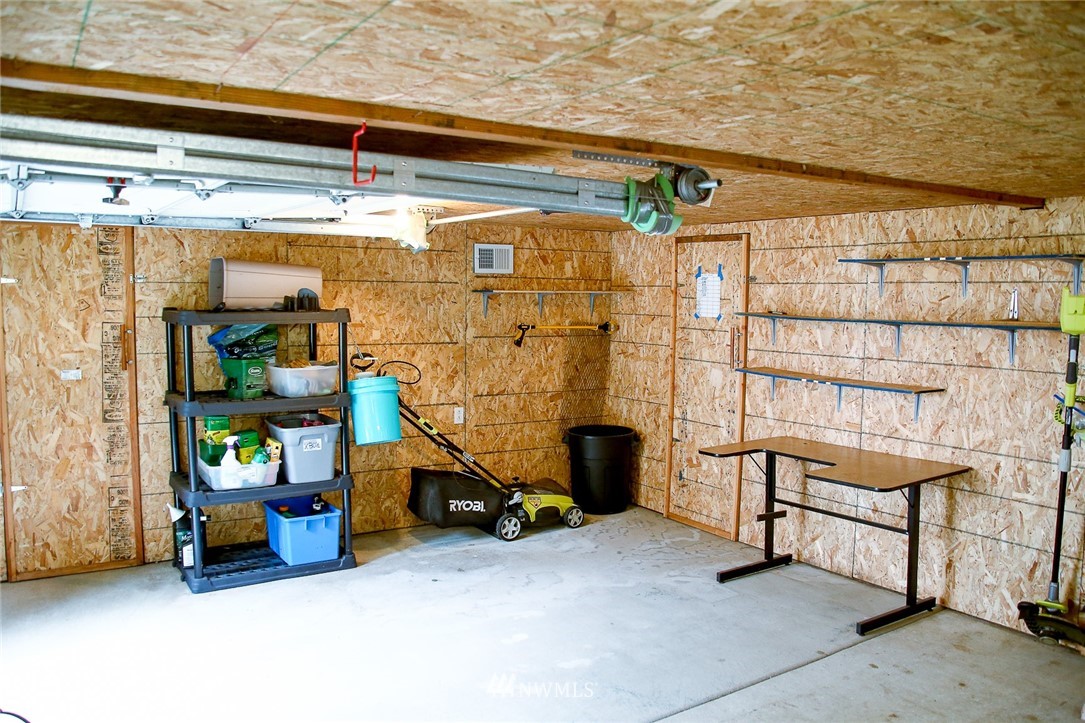 1391 East Old Ranch Road Allyn, WA 98524 - Photo 28 of 32 Gallery Image 28