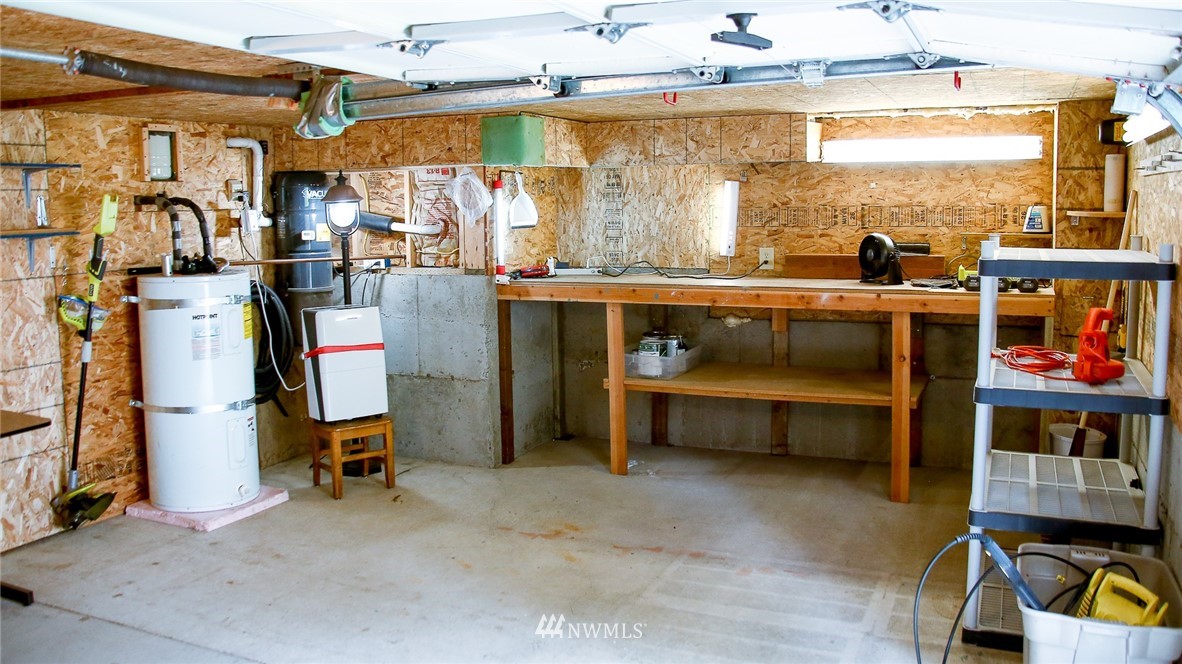 1391 East Old Ranch Road Allyn, WA 98524 - Photo 29 of 32 Gallery Image 29