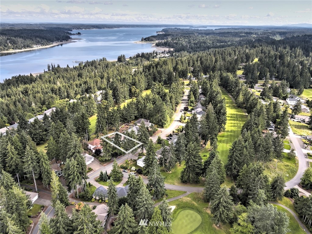 1391 East Old Ranch Road Allyn, WA 98524 - Photo 5 of 32 Gallery Image 5