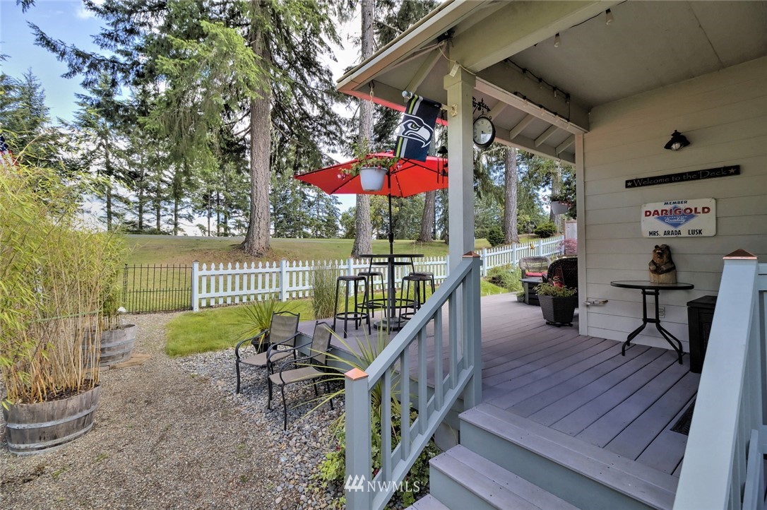 1391 East Old Ranch Road Allyn, WA 98524 - Photo 6 of 32 Gallery Image 6