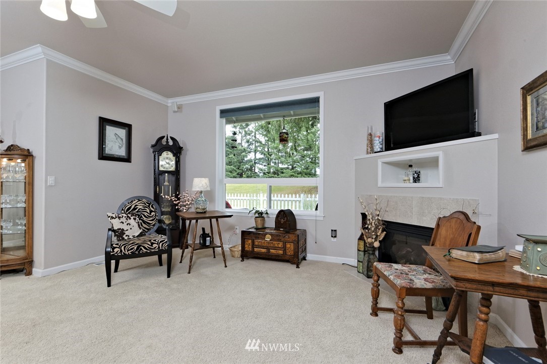 1391 East Old Ranch Road Allyn, WA 98524 - Photo 10 of 32 Gallery Image 10