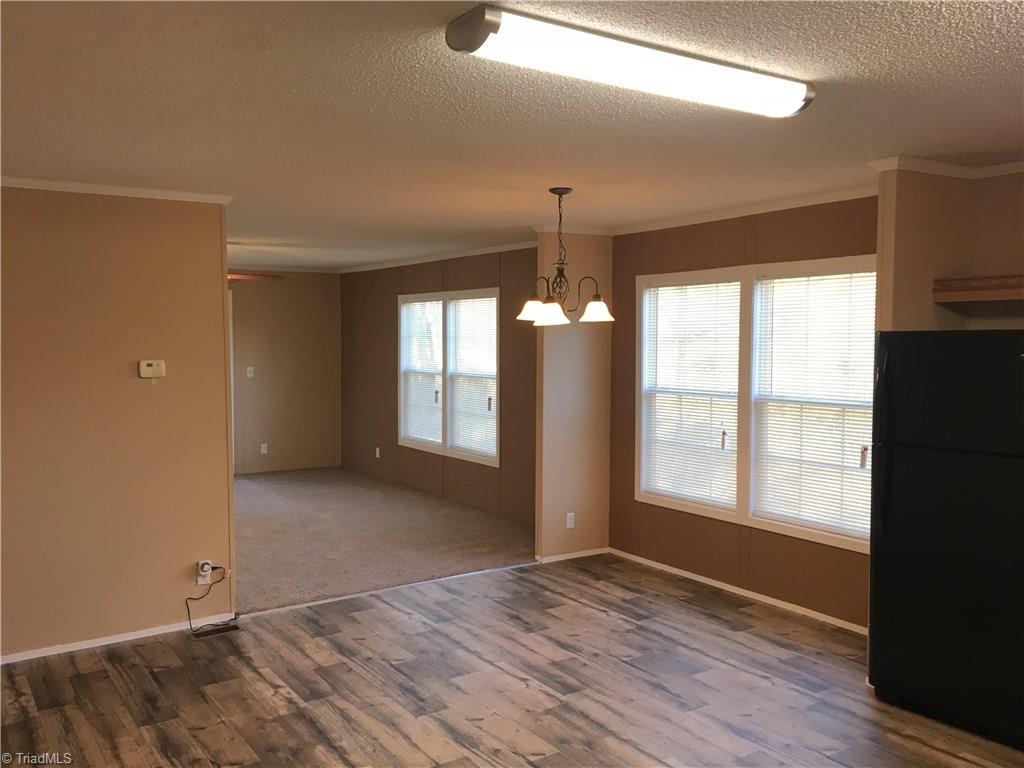 1656 Frye Bridge Road Clemmons, NC 27012 - Photo 4 of 17 Gallery Image 4