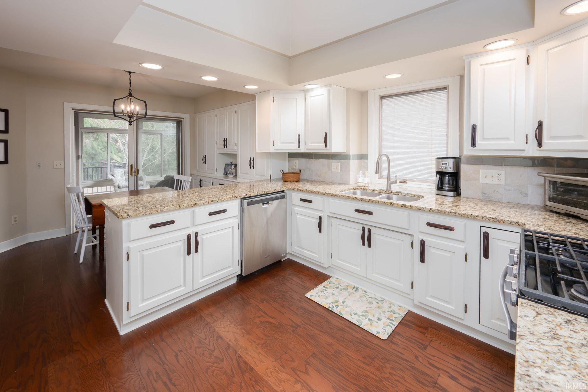 2801 Wind Pump Road Fort Wayne, IN 46804 - Photo 11 of 35