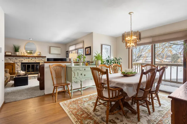 $184,900 | 1160 Brittany Court, Unit 93, Neenah, WI 54956