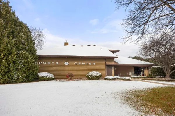 $174,900 | 1160 Brittany Court, Unit 93, Neenah, WI 54956