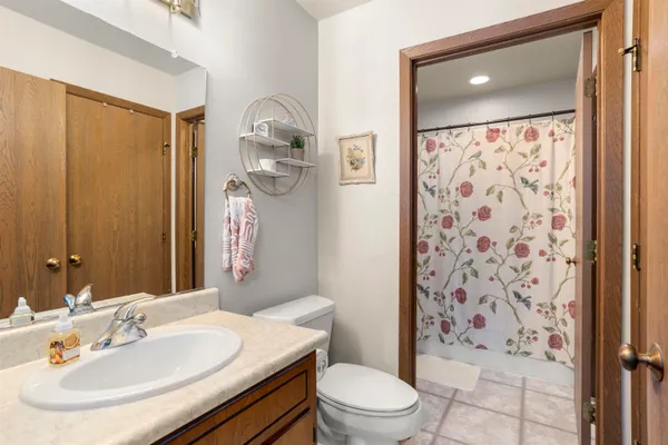 $174,900 | 1160 Brittany Court, Unit 93, Neenah, WI 54956