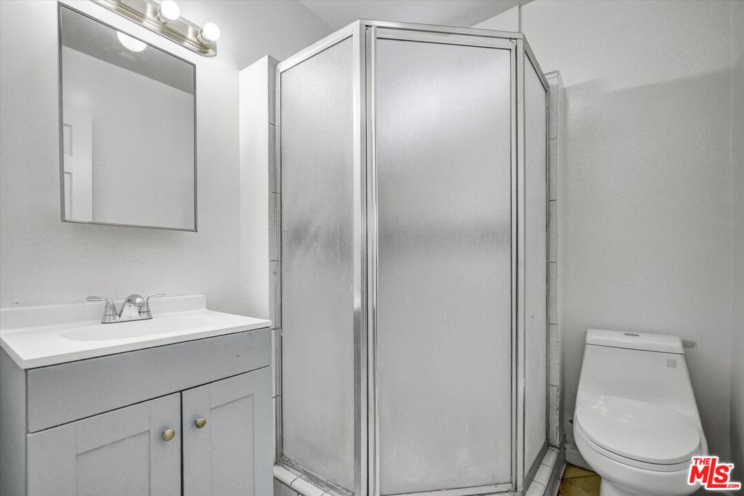 13110 Pinney Street Pacoima, CA 91331 - Photo 7 of 16