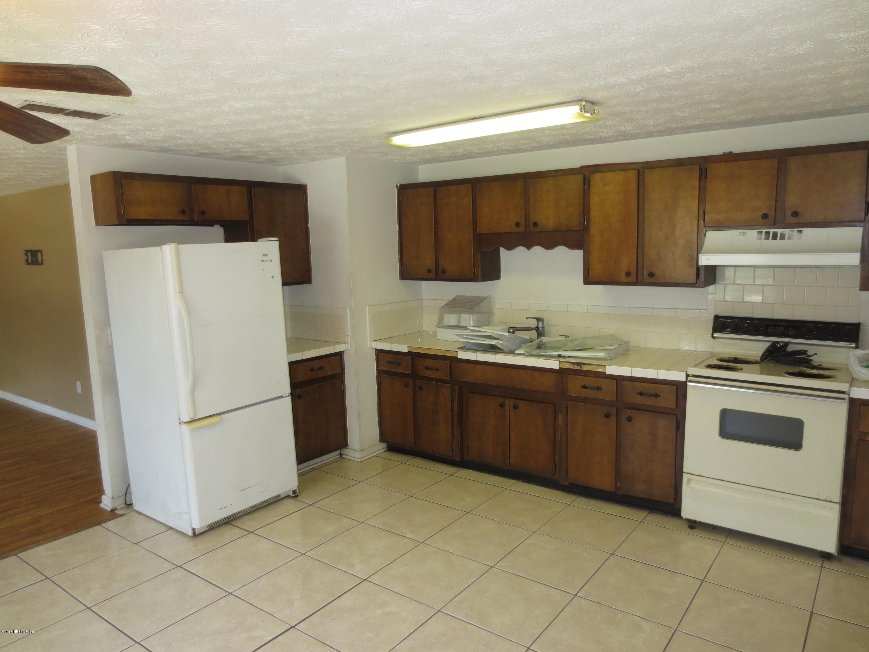 10759 Happy Vale Road Jacksonville, FL 32246 - Photo 6 of 14 IMG_3603