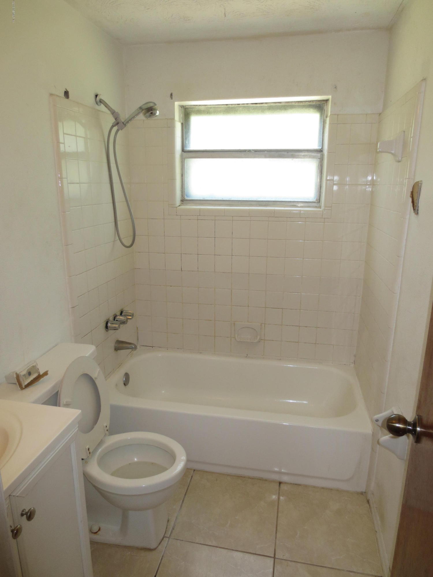 10759 Happy Vale Road Jacksonville, FL 32246 - Photo 8 of 14 IMG_3607