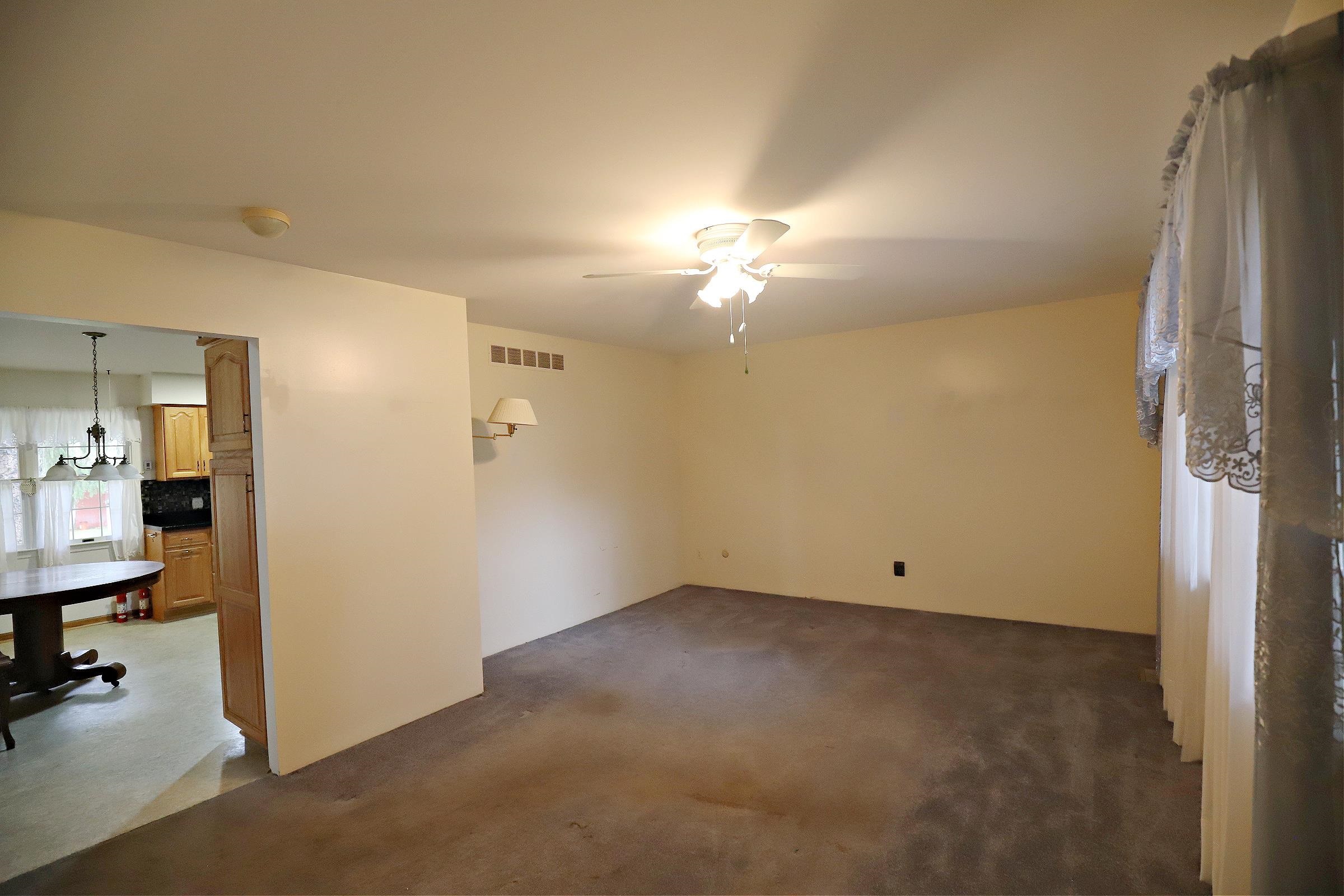 4042 West Farrand Road Clio, MI 48420 - Photo 7 of 33