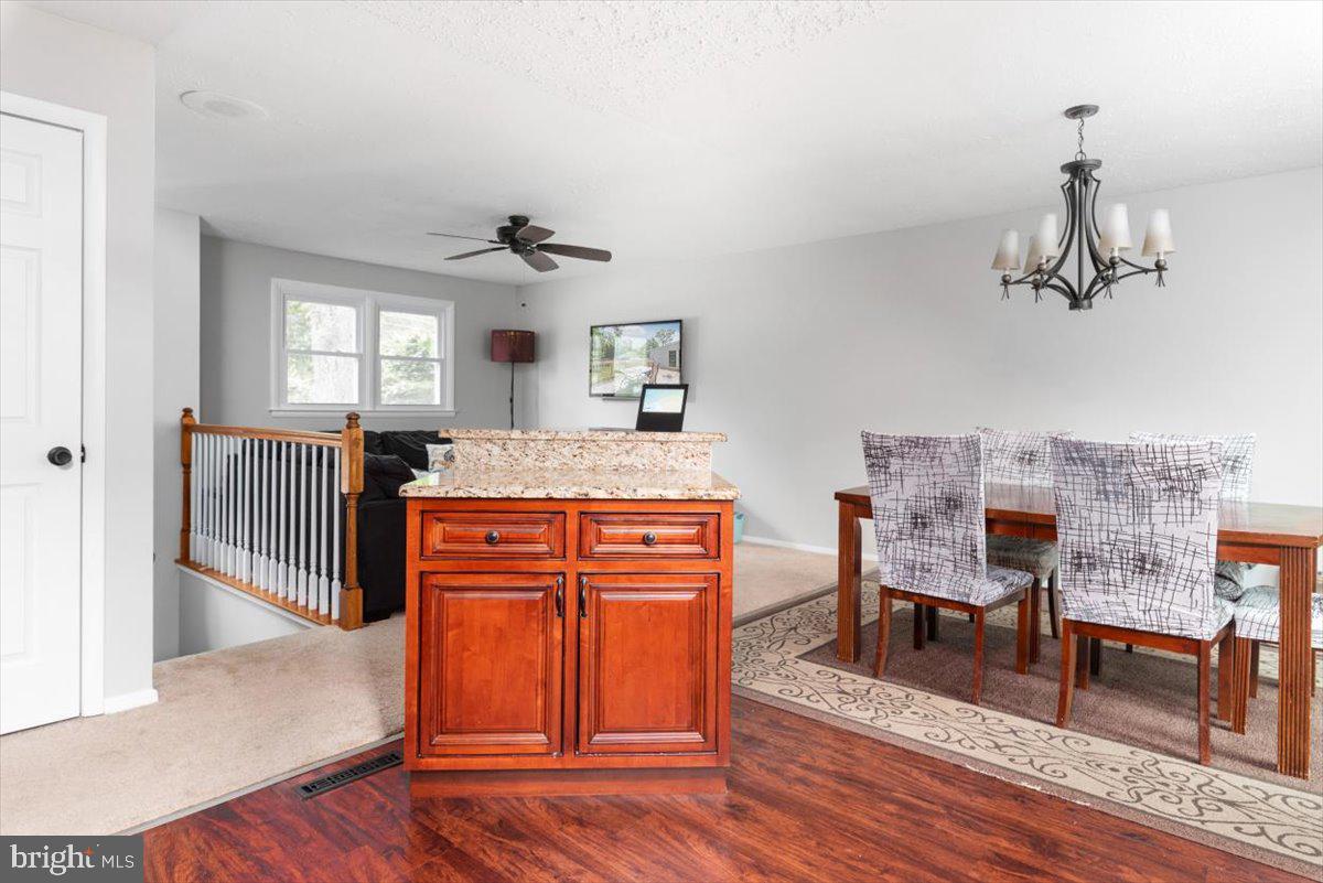 193 Hickory Point Road Pasadena, MD 21122 - Photo 11 of 40 Gallery Image 11