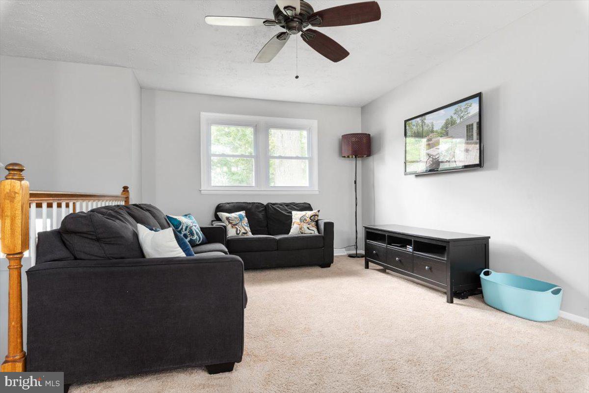 193 Hickory Point Road Pasadena, MD 21122 - Photo 14 of 40 Gallery Image 14