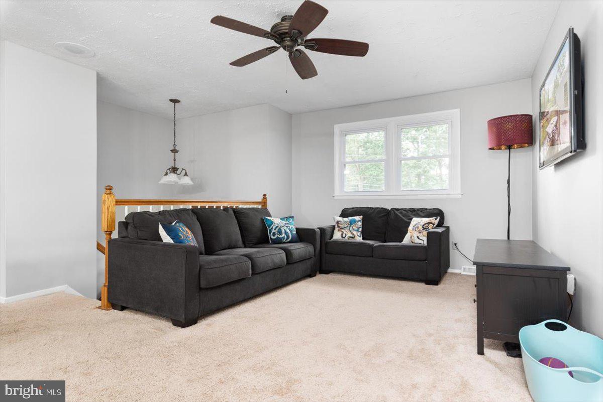 193 Hickory Point Road Pasadena, MD 21122 - Photo 15 of 40 Gallery Image 15