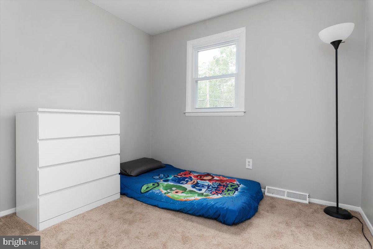 193 Hickory Point Road Pasadena, MD 21122 - Photo 22 of 40 Gallery Image 22