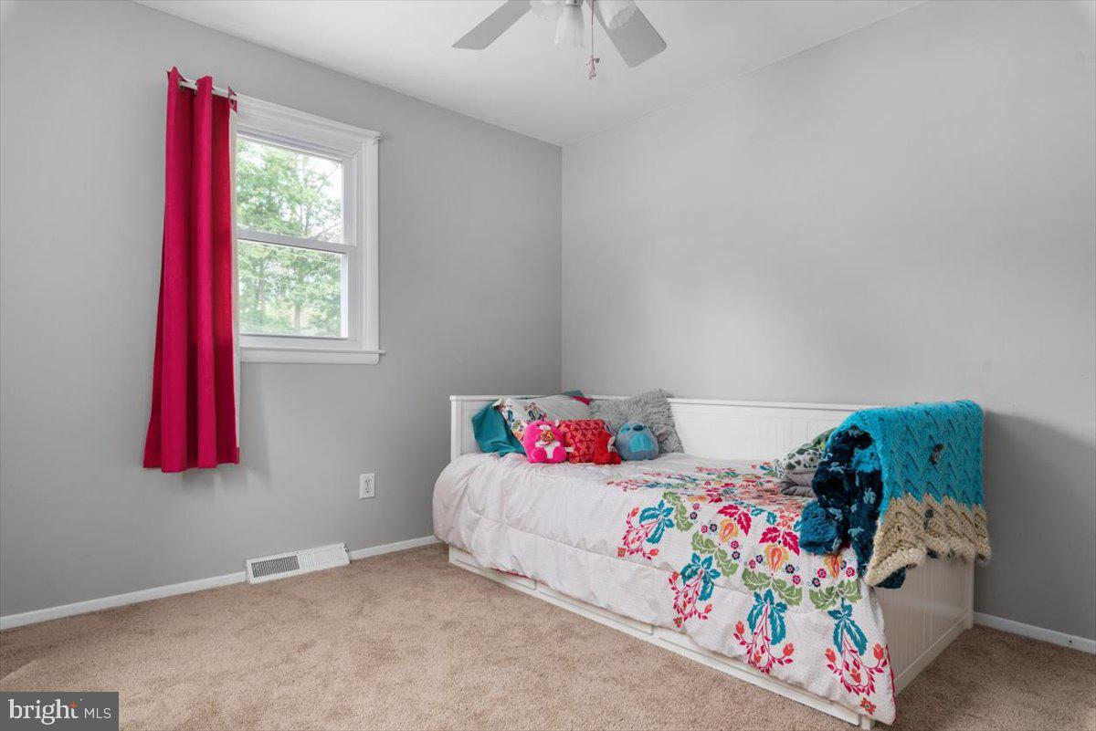193 Hickory Point Road Pasadena, MD 21122 - Photo 23 of 40 Gallery Image 23
