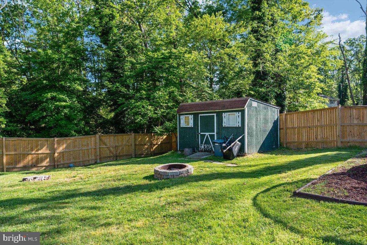 193 Hickory Point Road Pasadena, MD 21122 - Photo 6 of 40 Gallery Image 6