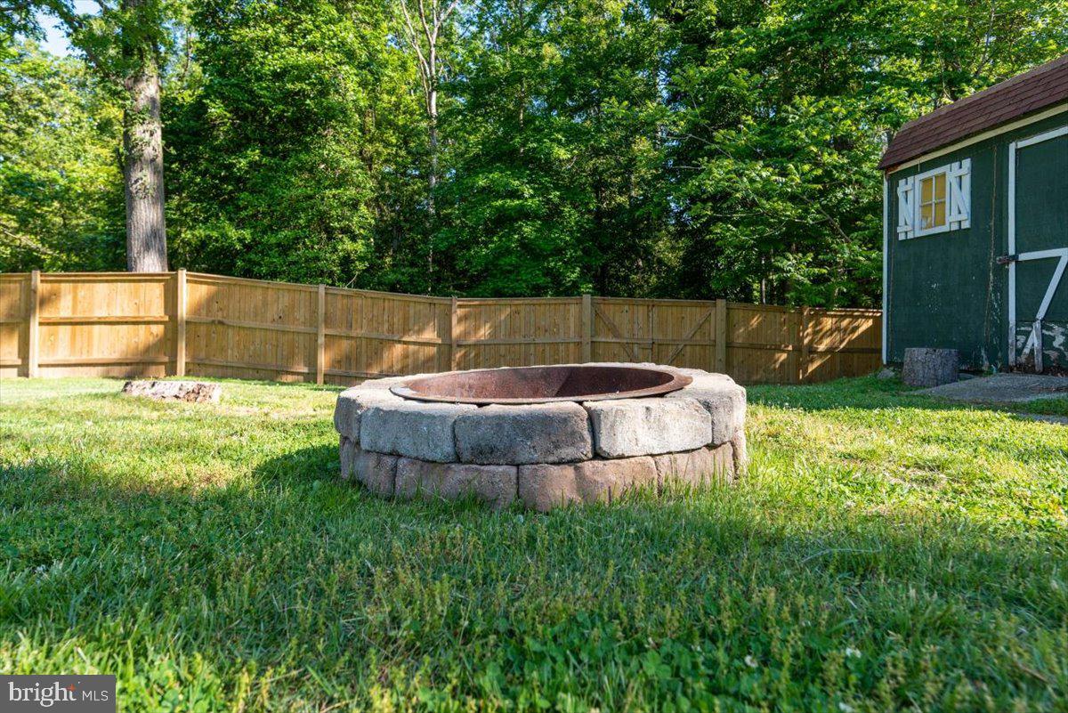193 Hickory Point Road Pasadena, MD 21122 - Photo 7 of 40 Gallery Image 7