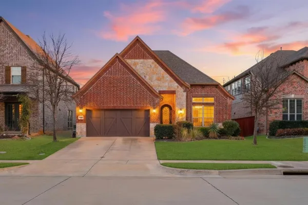 $700,000 | 4366 Vineyard Creek Drive, Grapevine, TX 76051