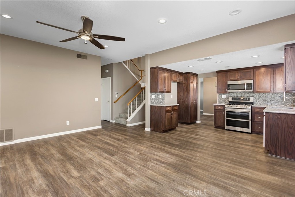 12749 Via Barcelona Road Yucaipa, CA 92399 - Photo 16 of 36