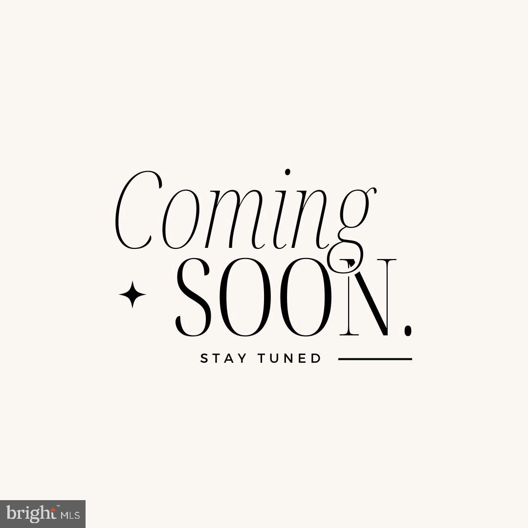 11321 Headlands Court Reston, VA 20191 - Photo 4 of 8 MORE PHOTOS will be added soon!