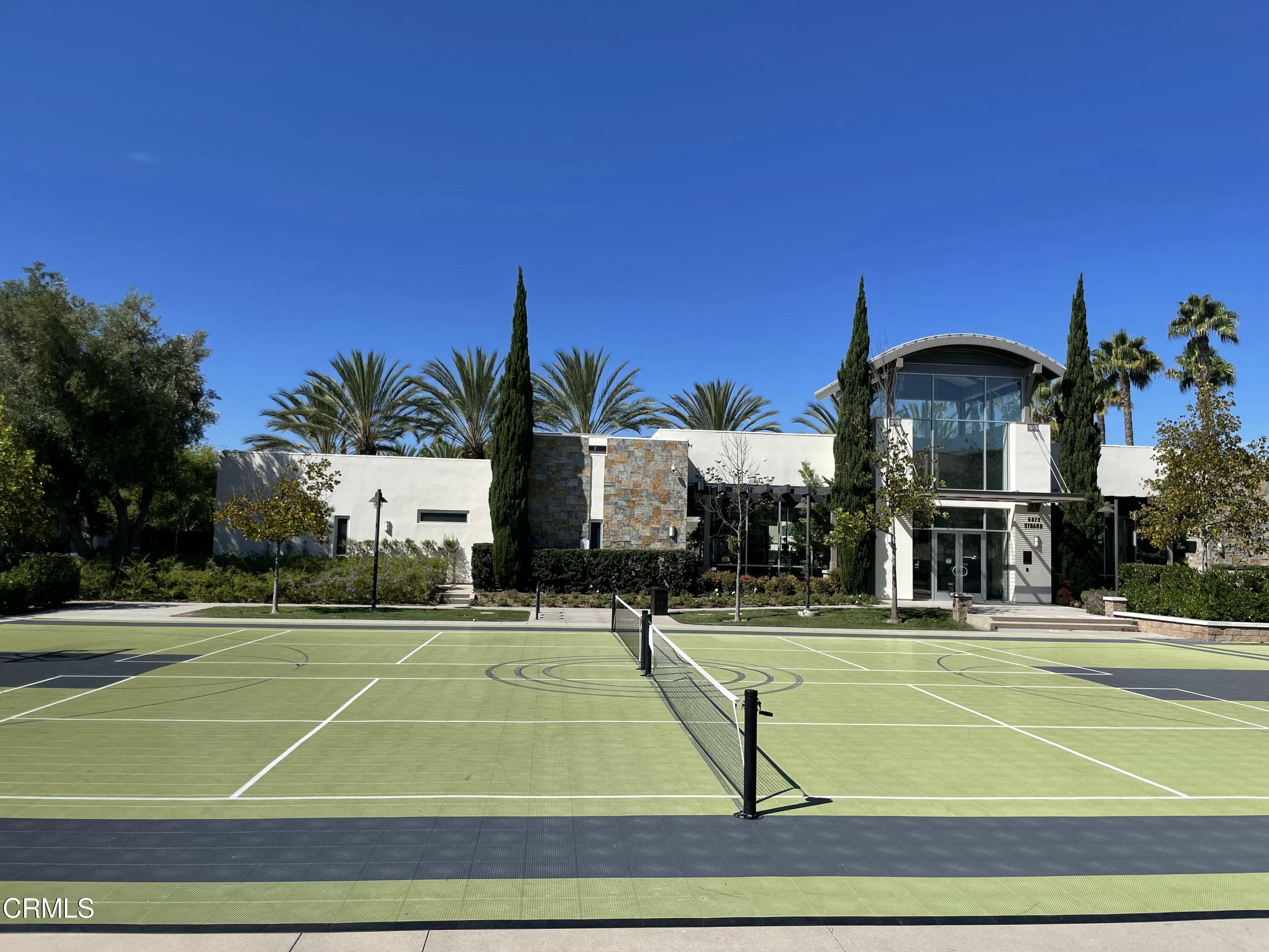 5524 Palm Drive Hawthorne, CA 90250 - Photo 38 of 46 a view of a basket ball ground