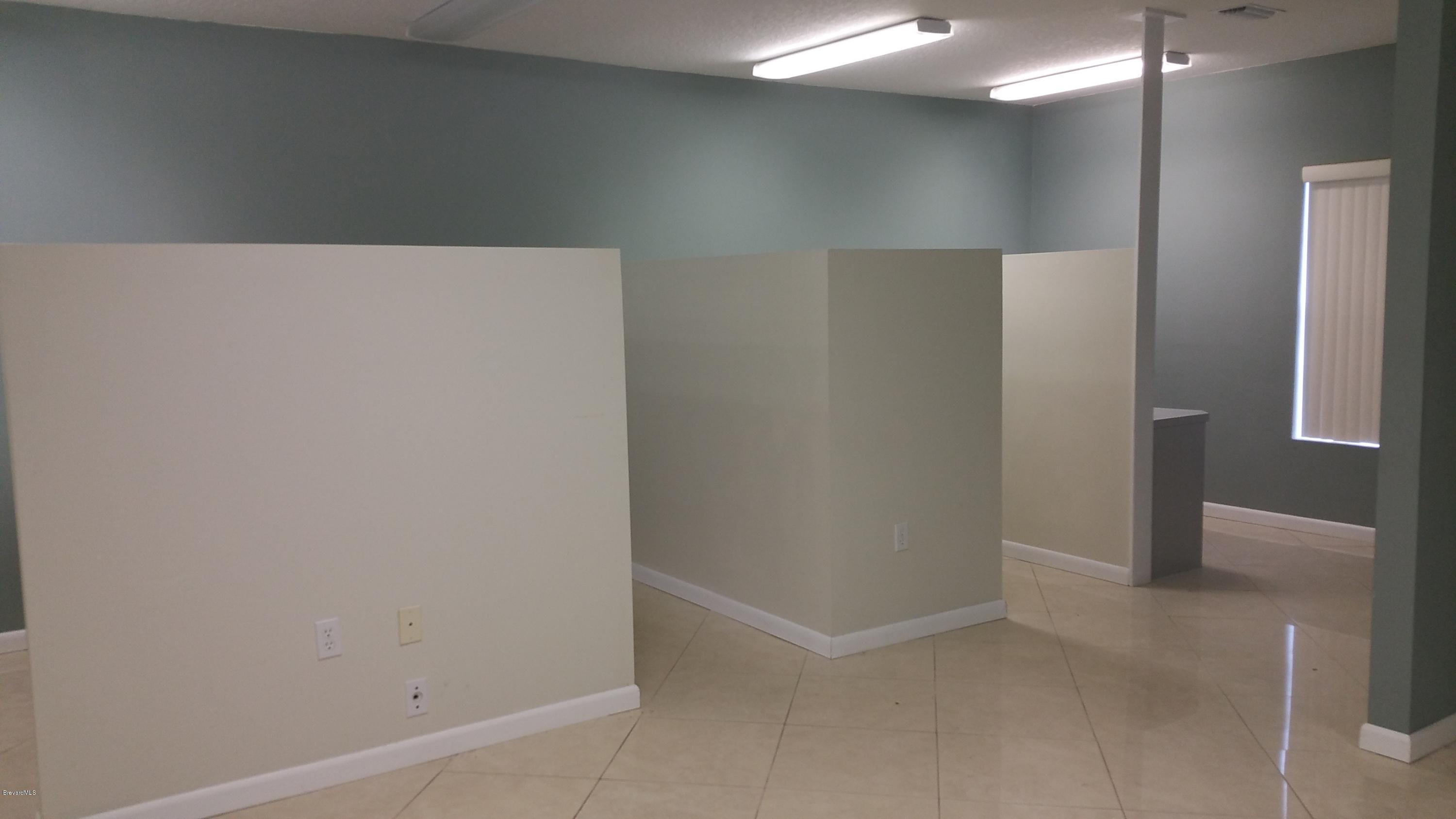 3200 North Wickham Road, Unit 3 Melbourne, FL 32935 - Photo 3 of 4 20150819_115243