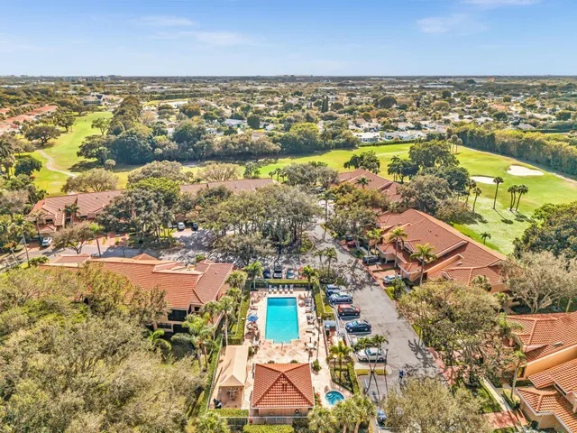 $425,000 | 17372 Boca Club Boulevard, Unit 405, Boca Raton, FL 33487