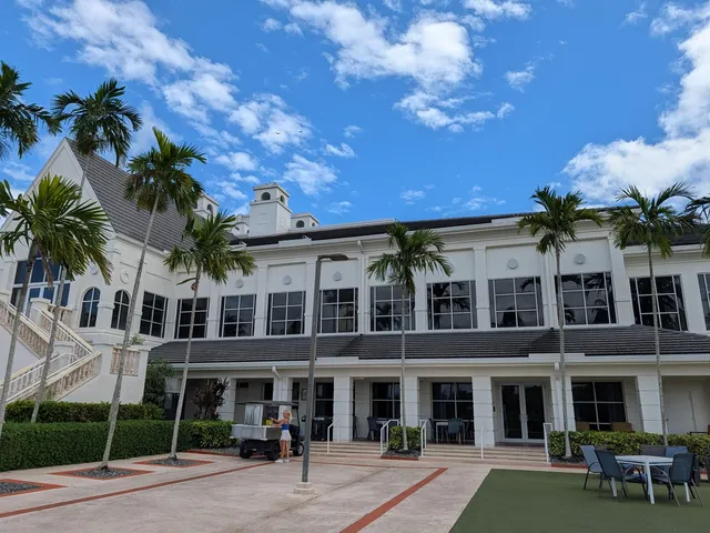 $425,000 | 17372 Boca Club Boulevard, Unit 405, Boca Raton, FL 33487