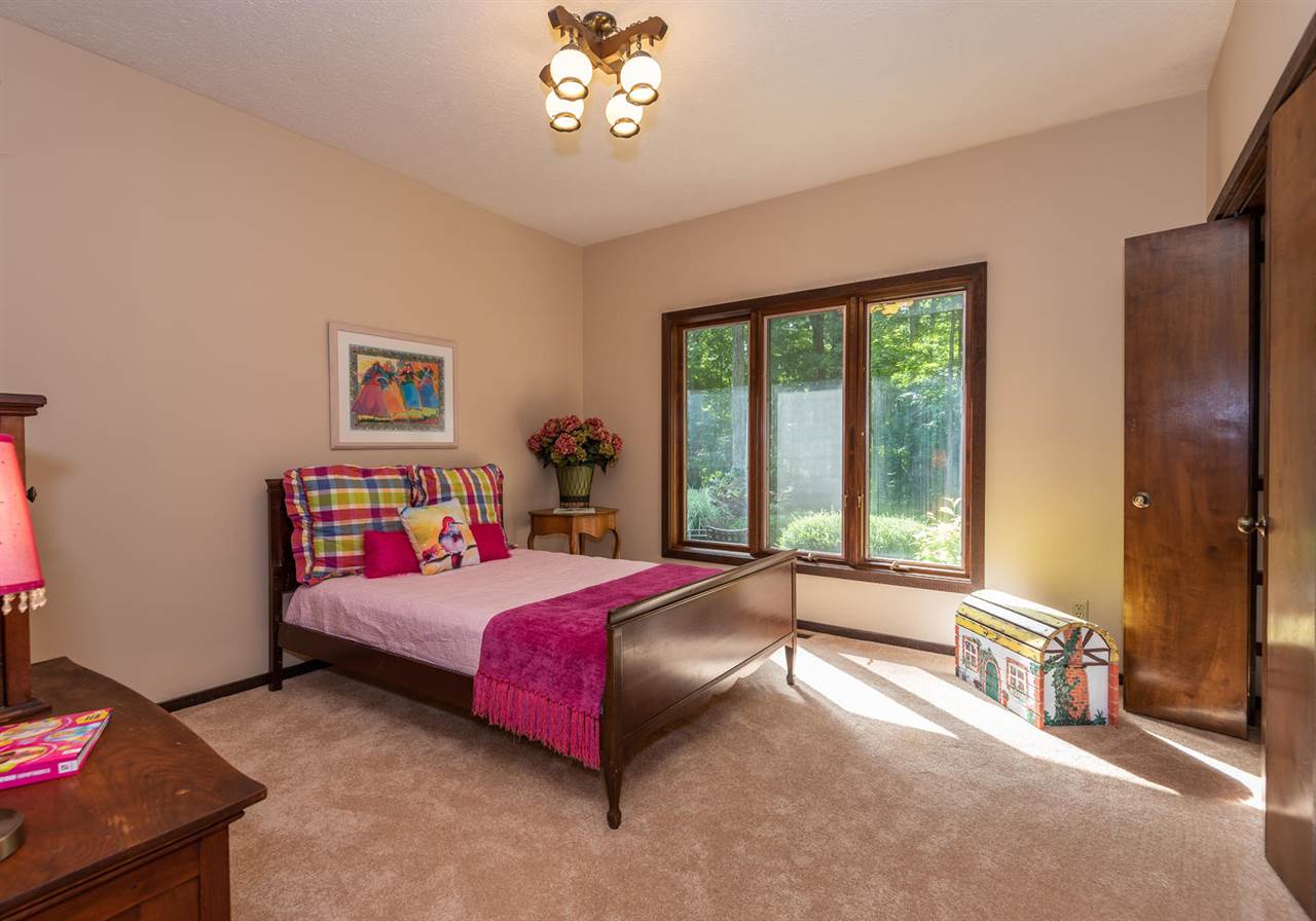 5480 East James Road Bloomington, IN 47408 - Photo 21 of 36 Gallery Image 21