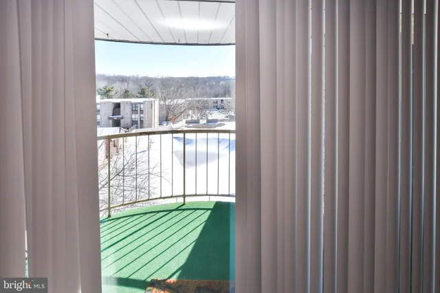 $1,965 | 3319 Huntley Square Drive, Unit A1, Temple Hills, MD 20748