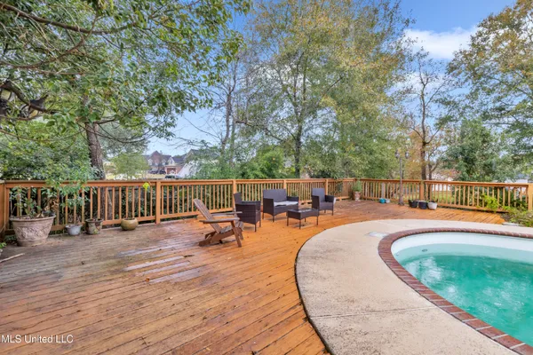 $327,500 | 615 North Haven Drive, Biloxi, MS 39532