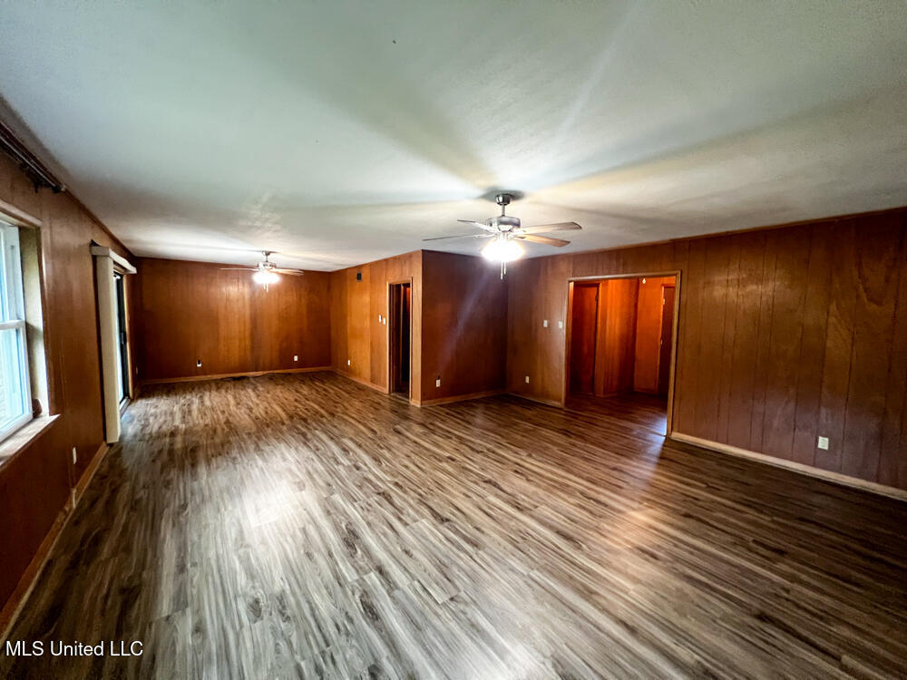 5293 Highway 198 Lucedale, MS 39452 - Photo 14 of 47 IMG_2970