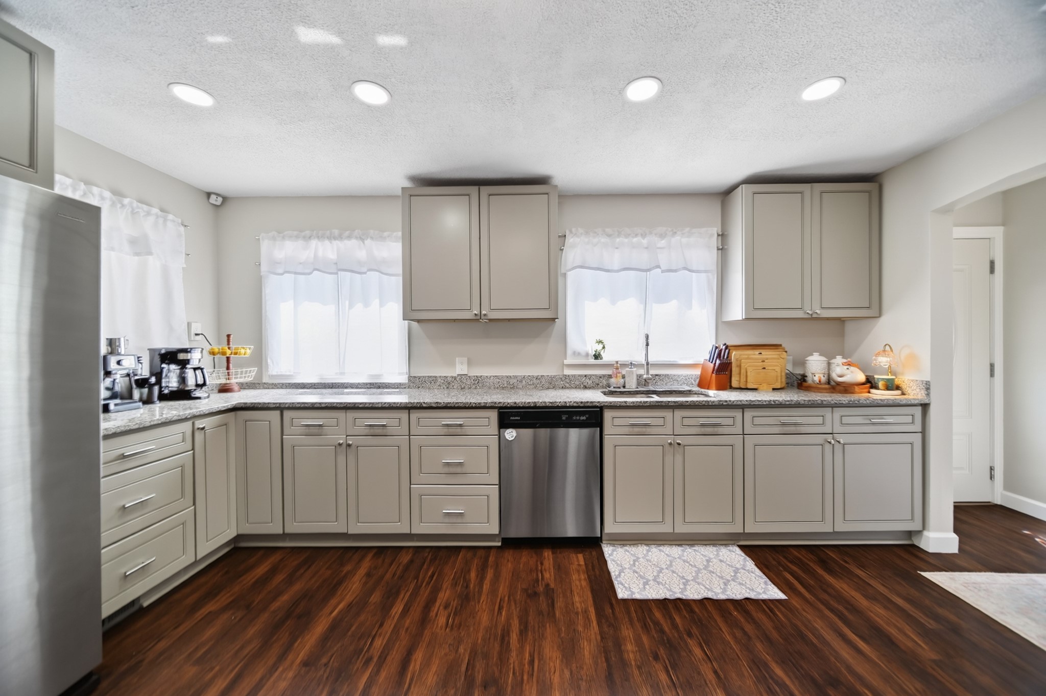 3081 Morehouse Road Erie, PA 16509 - Photo 5 of 42 Gallery Image 5